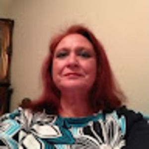 Meet your Posher, Rena